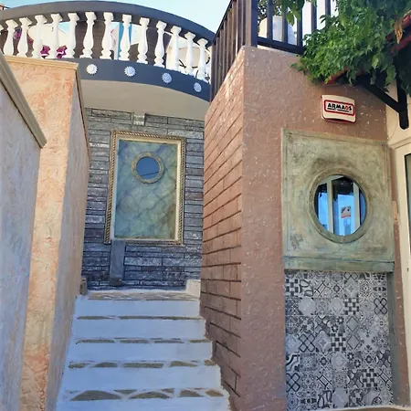 Korifi - Jr Adults Only 赫索尼索斯