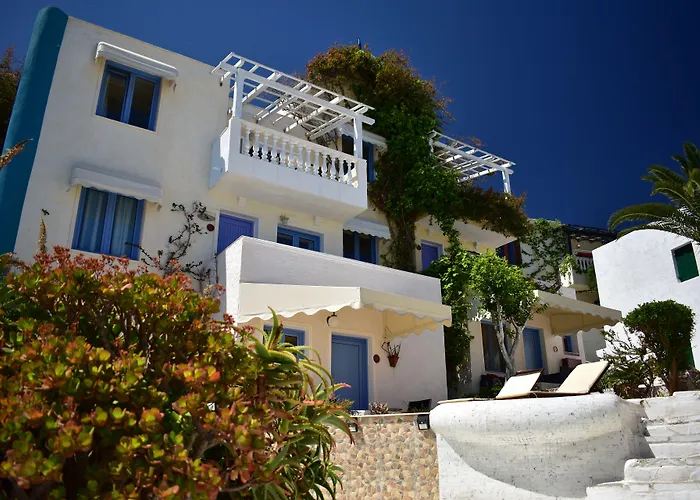 Korifi - Jr Adults Only Χερσόνησος