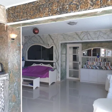 Korifi - Jr Adults Only Hersonissos (Crete)